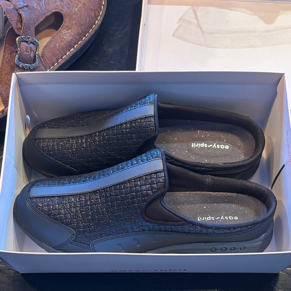 Spirit Black Quilted Slip-On Loafers